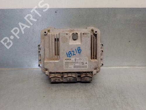 Used Engine control unit (ECU) Engine control unit (ECU) PEUGEOT EXPERT Tepee (VF3X_) 1.6 HDi 90 16V (90 hp) 13683858 13683858