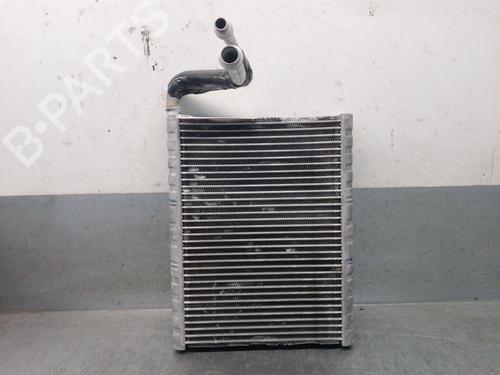 Used Heater matrix Heater matrix BMW X5 (G05, F95) xDrive 45 e Plug-in Hybrid (394 hp) 33040360 33040360