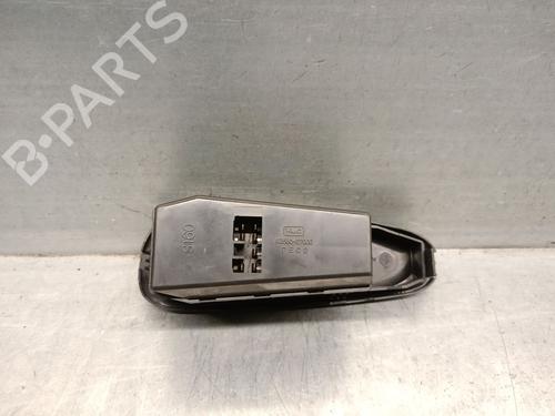 Right front window switch HYUNDAI COUPE I (RD) 2.0 16V | BP29377685I26 