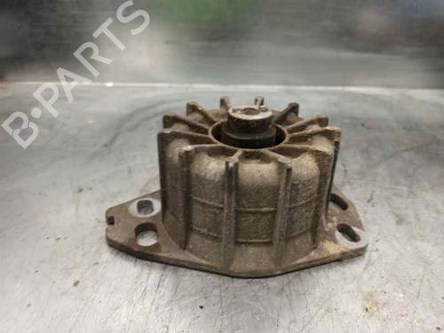 Used Engine mount Engine mount 8762999 8762999