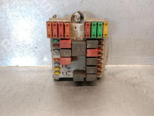Used Fuse box FIAT BRAVO II (198_) 1.9 D Multijet (198AXC1B) (150 hp) 28142252