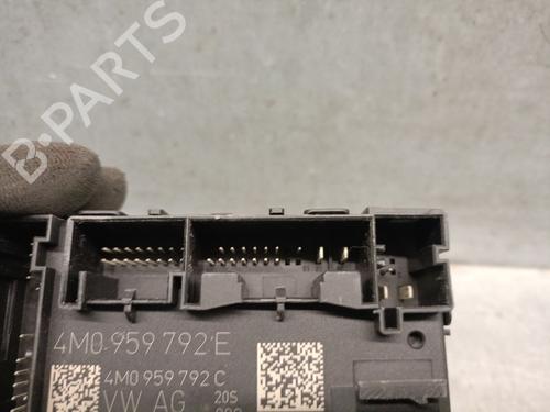 Comfort control module AUDI Q7 (4MB, 4MG, 4MQ) SQ7 TDI quattro | BP33431825M56 - Image 3