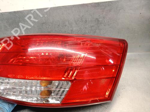Right taillight HYUNDAI SONATA V (NF) 2.0 CRDi | BP24334563C35 