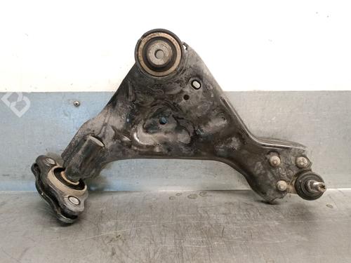 Used Right front suspension arm MERCEDES-BENZ VITO Van (W447) 114 CDI 4x4 (447.601, 447.603, 447.605) (136 hp) 28826579