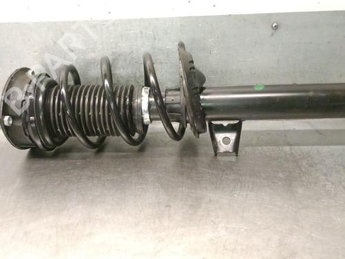 Right front shock absorber VW GOLF VIII (CD1, DA1) 1.5 eHybrid | BP31926915M17