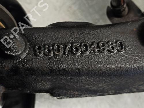 Right rear steering knuckle PEUGEOT EXPERT Van (V_) 1.6 BlueHDi 115 | BP15983637M28 