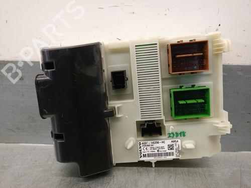 Sikringsdåse VOLVO XC60 I SUV (156) D5 AWD (205 hp) 29827397