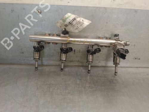 Used Injection rail Injection rail 38235952 38235952