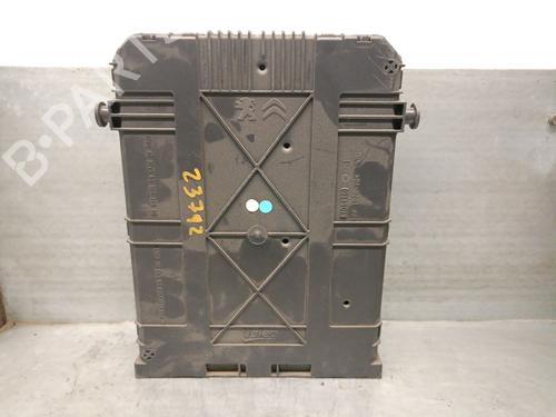 Fuse box PEUGEOT 2008 I (CU_) 1.6 BlueHDi 100 | BP29704969E1 