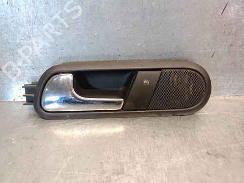 Venstre bak invendig håndtak SEAT IBIZA III (6L1) 1.9 TDI (131 hp) 27523574