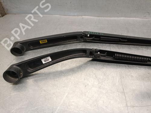 Front windshield wiper arm HYUNDAI TUCSON (TL, TLE) 1.7 CRDi | BP29616462C143 