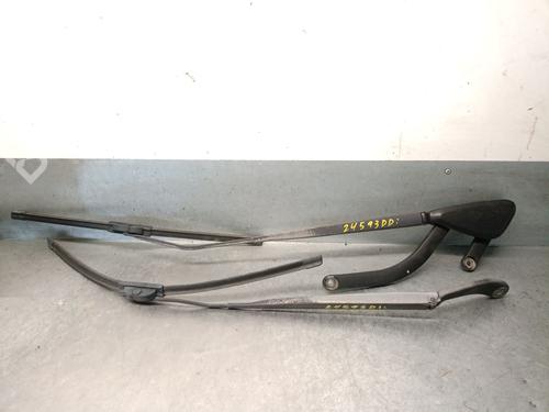 front-windshield-wiper-arm-renault-scenic-ii-jm01_-2003-2004-2005-2006-2007-2008-2009-2010-32477319 main image