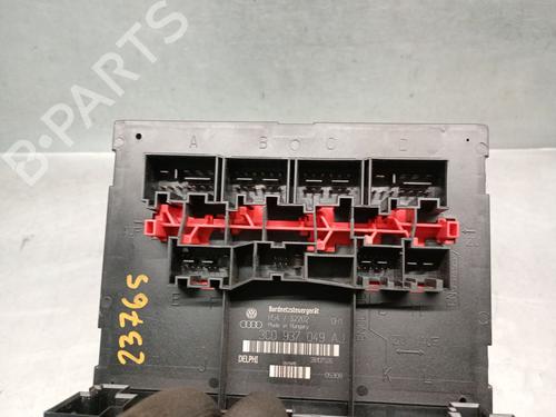 Fuse box SEAT LEON (1P1) 2.0 TDI 16V | BP29585477E1 