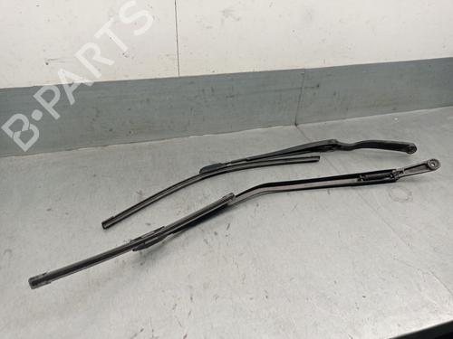 Vindspejlsviskerarm NISSAN MURANO I (Z50) 3.5 4x4 (245 hp) 32138236