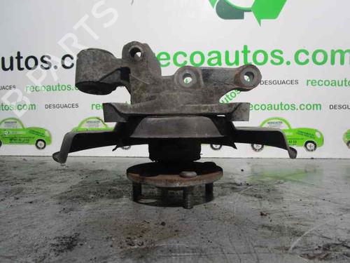 Used Left rear steering knuckle TOYOTA COROLLA (_E11_) 1.6 16V (ZZE112_, ZZE112R) (110 hp) 31996936