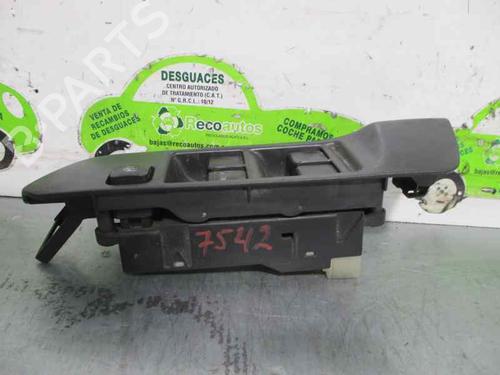 Left front window switch NISSAN PRIMERA (P11) 2.0 TD | BP2118785I27 