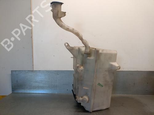 windscreen-washer-tank-volvo-xc60-i-suv-156-2008-2009-2010-2011-2012-2013-2014-2015-2016-2017-2018-36477395 main image