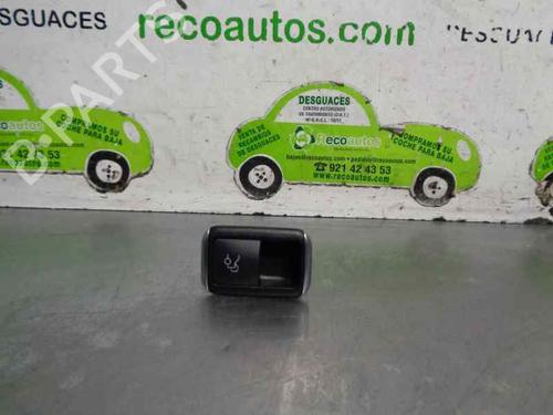 Used Switch MERCEDES-BENZ CLA Coupe (C117) CLA 200 CDI (117.301) (136 hp) 21019567