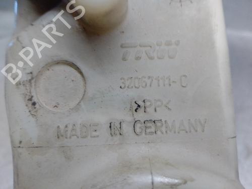 Brake master cylinder RENAULT SCÉNIC II (JM0/1_) 1.6 16V (JM1R) | BP16576176M77 