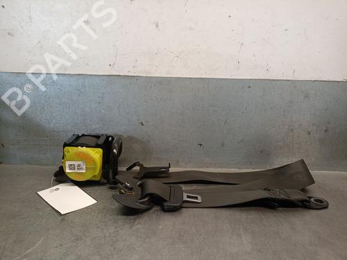 front-left-seatbelt-hyundai-i30-estate-pde-2017-33117913 main image