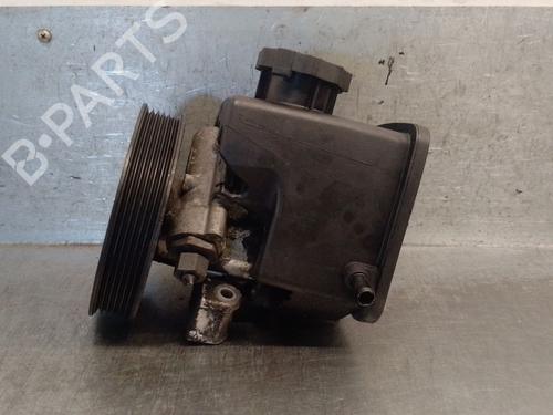 Used Steering pump Steering pump MERCEDES-BENZ E-CLASS (W211) E 320 CDI (211.026) (204 hp) 36359166 36359166