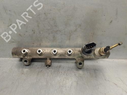 Used Injection rail Injection rail 16967438 16967438