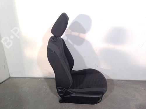 Right front seat PEUGEOT 208 II (UB_, UP_, UW_, UJ_) 1.2 PureTech 100 | BP22215428C16 