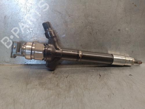 Used Injector TOYOTA AVENSIS (_T25_) 2.2 D-4D (ADT251_, ADT251R) (150 hp) 13612327