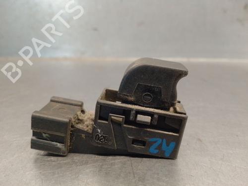 Used Left rear window switch NISSAN PRIMERA (P11) 2.0 TD (90 hp) 31194866