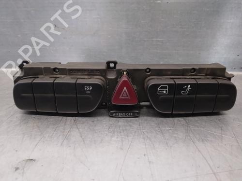 Used Switch MERCEDES-BENZ C-CLASS (W203) [2000-2007]  14332061