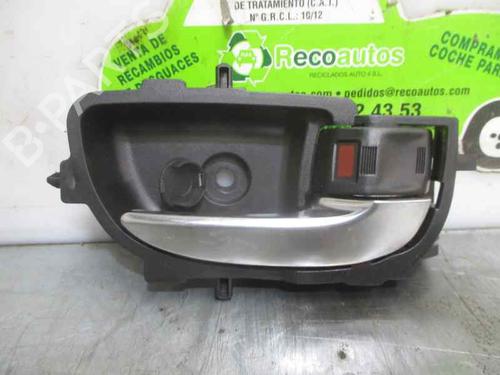 Used Rear right interior door handle TOYOTA YARIS (_P13_) 1.5 Hybrid (NHP130_, NHP130) (101 hp) 5822842