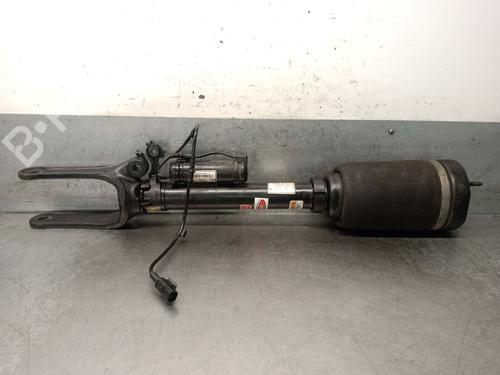 Used Right front shock absorber Right front shock absorber MERCEDES-BENZ M-CLASS (W164) ML 320 CDI 4-matic (164.122) (224 hp) 32751478 32751478