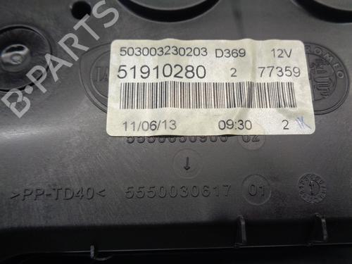 Instrument cluster FIAT LINEA (323_, 110_) 1.3 D Multijet (323AXB11, 323AXB1A) | BP11951393C47 