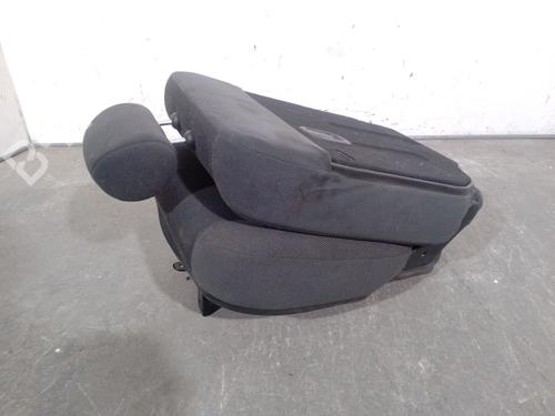 Rear seat LAND ROVER FREELANDER I (L314) 2.0 Td4 4x4 | BP29247625C17 