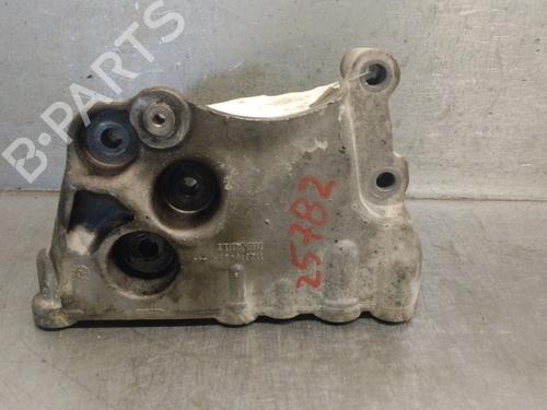 Used Engine mount Engine mount 36812841 36812841
