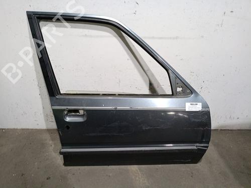 Used Right front door Right front door 8002312 8002312
