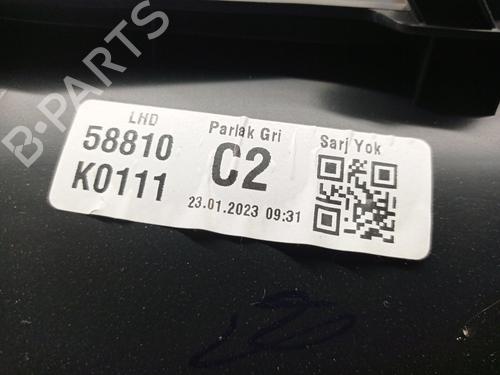 Middle console TOYOTA YARIS (_P21_, _PA1_, _PH1_) 1.5 Hybrid (MXPH10, MXPH11) | BP23132148I22 