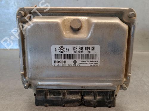Used Engine control unit (ECU) Engine control unit (ECU) VW BORA I (1J2) 1.9 TDI (101 hp) 33981270 33981270