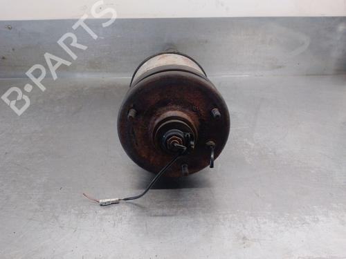 Right rear shock absorber LAND ROVER RANGE ROVER SPORT I (L320) 3.0 D 4x4 | BP29609753M19