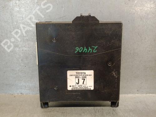 Sikringsdåse TOYOTA AURIS (_E18_) 1.3 Dual-VVTi (NRE180_, NRE180R) (99 hp) 31775335