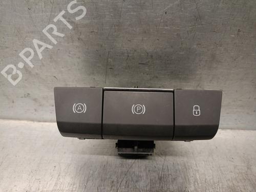 BP31338064I18 main image