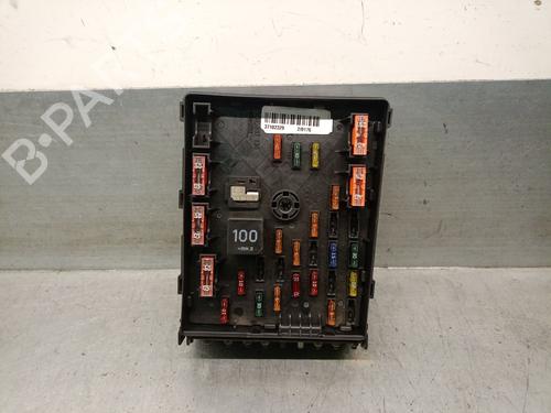 Boîte à Fusibles VW PASSAT B6 (3C2) 2.0 TDI 16V (140 hp) 30173643