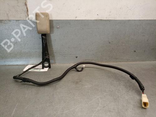 Used Seat buckle Seat buckle TOYOTA AVENSIS Estate (_T25_) 2.4 VVT-i (AZT251_, AZT251R) (163 hp) 33795835 33795835
