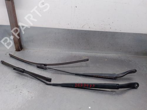 front-windshield-wiper-arm-renault-megane-iii-coupe-dz01_-2008-2009-2010-2011-2012-2013-2014-2015-2016-36452798 main image