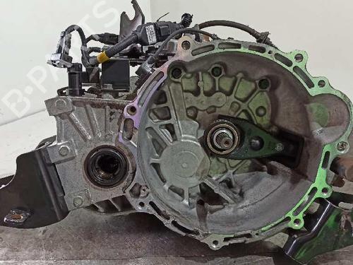 Used Gearbox KIA CERATO I Hatchback (LD) 1.6 CRDi (115 hp) 6454444