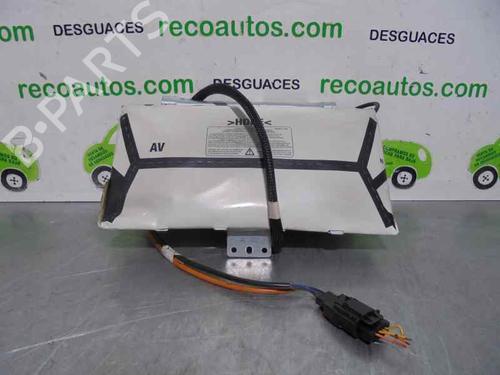 Used Passenger airbag PEUGEOT 307 Break (3E) 1.6 HDi 110 (109 hp) 2081599