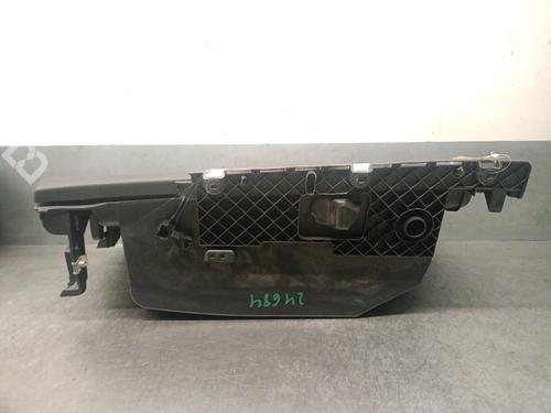 Glove box JAGUAR F-PACE (X761) 2.0 TD4 AWD | BP32304171C95 - Image 3