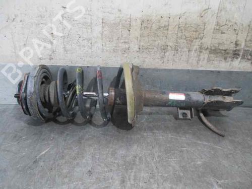 Used Right rear shock absorber NISSAN X-TRAIL I (T30) 2.2 dCi 4x4 (136 hp) 7200052
