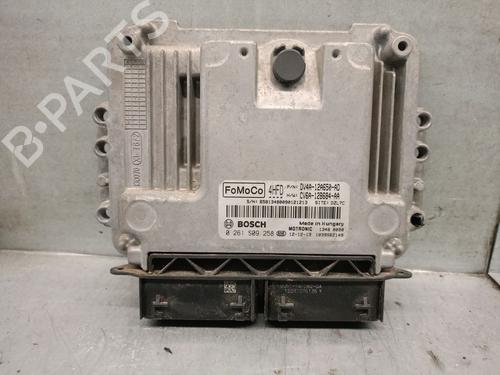 Used Engine control unit (ECU) FORD KUGA II (DM2) 1.6 EcoBoost (150 hp) 31996944