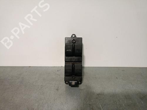 Used Left front window switch MAZDA 323 F VI Hatchback (BJ) 1.9 16V (BJ14) (114 hp) 24627722
